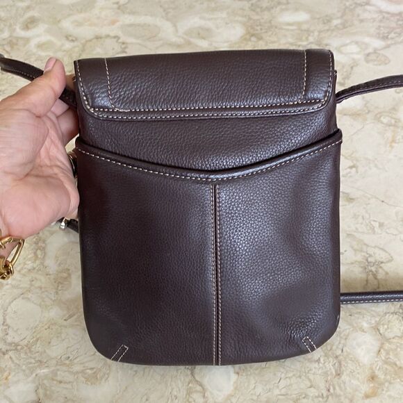 NWOT Tignanello Brown Leather Cross Body Bag - Picture 4 of 14